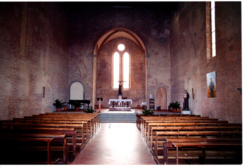 Interno della trecentesca Chiesa di San Francesco