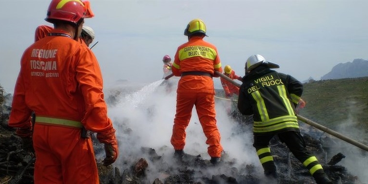 Vigili del guoco, anti-incendio - foto di repertorio