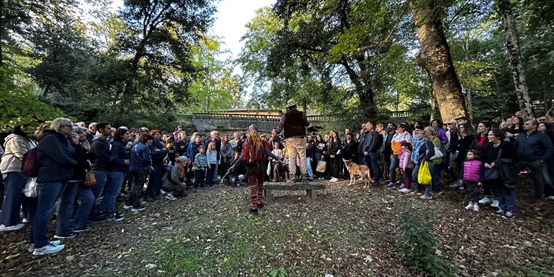 Successo per "Apparizioni nel parco" - Passeggiata teatrale in 12 scene nella magia del Parco di Pratolino