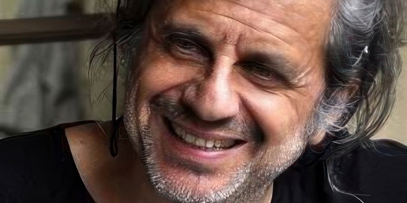 I "Dunque" di Bergonzoni "arrivano" giovedi 4 dicembre 2025