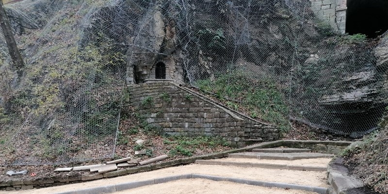 Tabernacolo della "Madonna del Lago" a Londa, dopo tanti anni ristrutturato