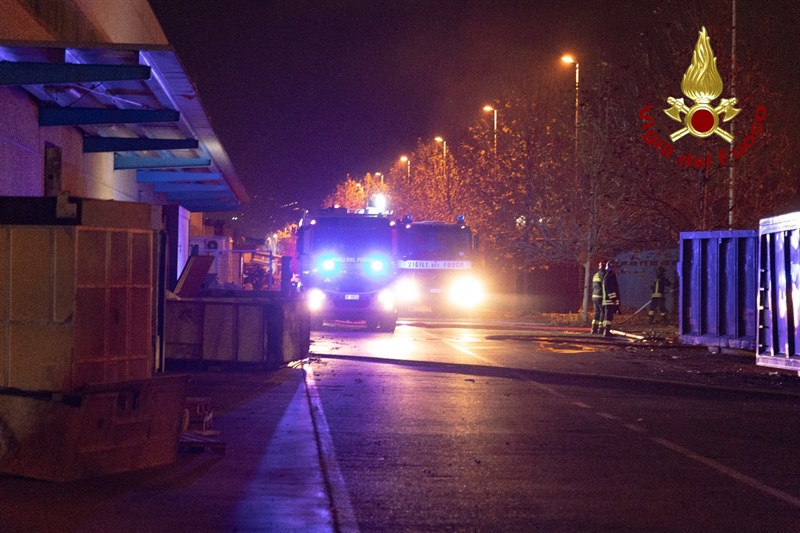 Immagini dell'incendio