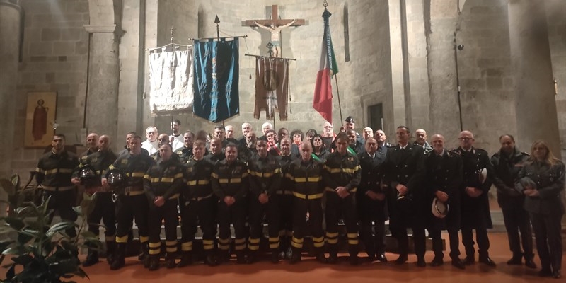 Santa Barbara, la Pieve di San Lorenzo ospita la tradizionale celebrazione dei Vigili del Fuoco