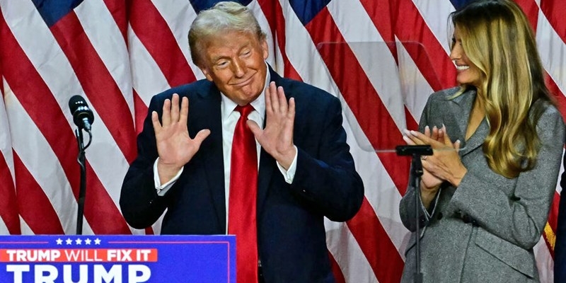 Donald Trump con la moglie Melania dopo il trionfo