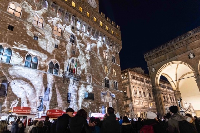 Palazzo vecchio illuminato