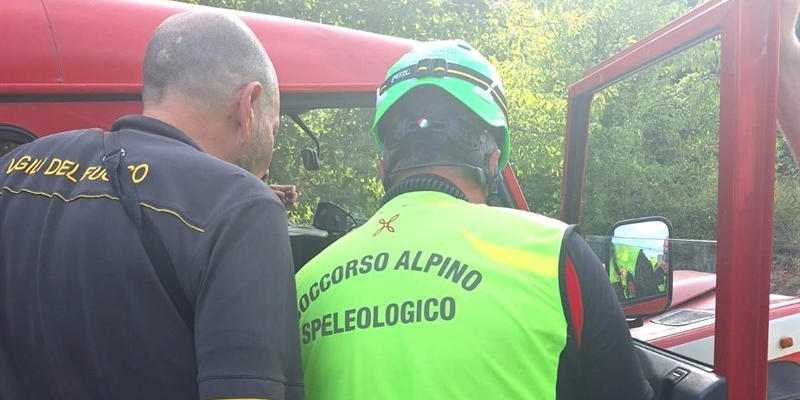 Difficili soccorsi questo pomeriggio a Luco: donna si sente male in zona impervia. Intervengono Vigili del Fuoco e Soccorso Alpino