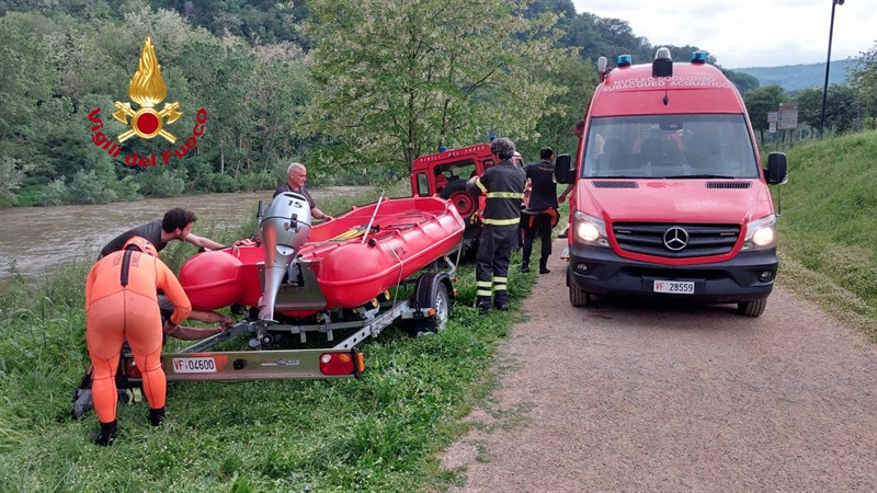 Soccorso pompieri al Parco Fluviale di Pontassieve 