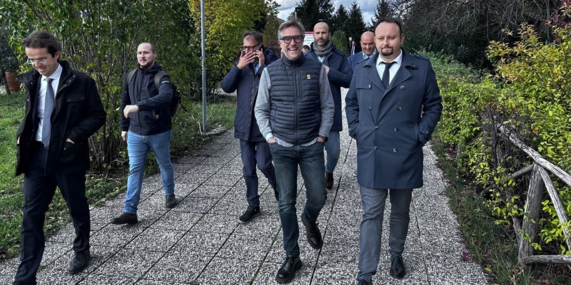 I componenti della Terza Commissione Regionale con il Sindaco Omoboni in visita all'ospedale del Mugello