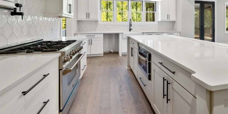 "Le cucine bianche sono senza tempo, ma nel 2026 domineranno queste tonalità": gli interior designer concordano - okmugello.it