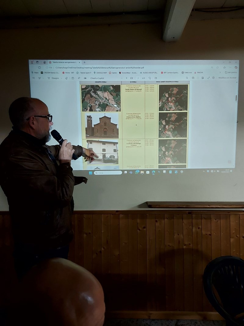 Riunione cittadini a Bruscoli