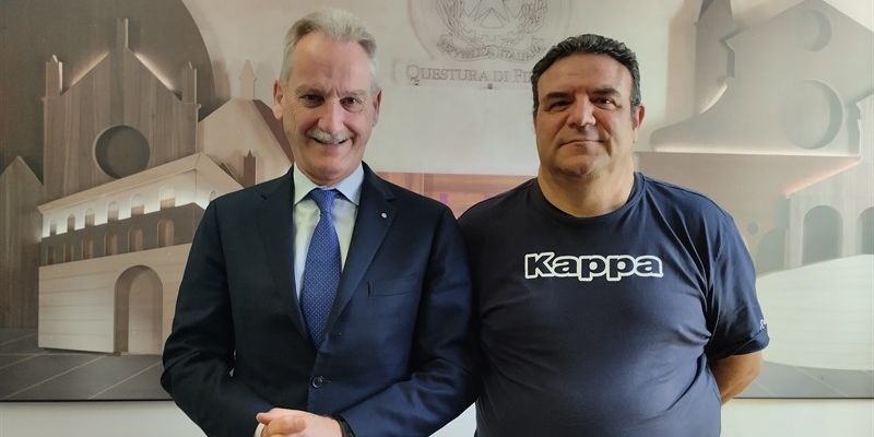 Il Questore Auriemma e il Presidente del Comitato Cittadini attivi San Jacopino Simone Gianfaldoni