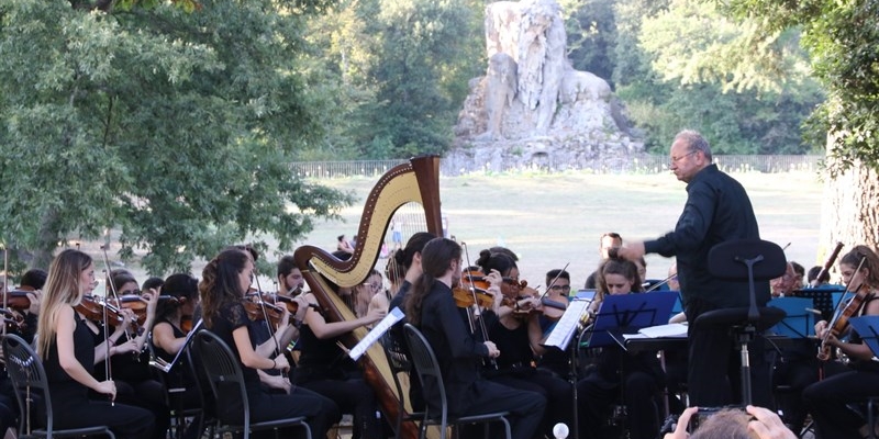 Concerti di Robyn Hitchcock e dell'Orchestra da Camera Fiorentina al Parco del Pratolino