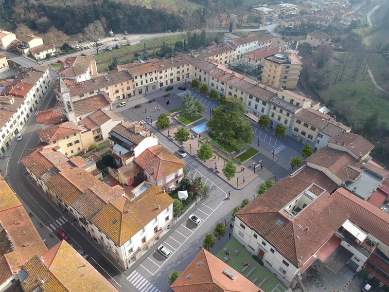 Render dell'ipotesi di progetto di riqualificazione di Piazza Umberto I a Rufina e del centro storico