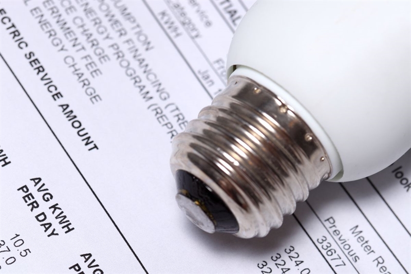Bollette, italiani sempre più attenti e informati