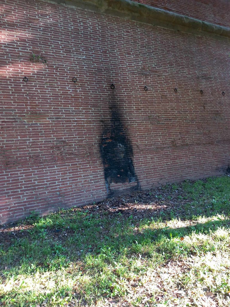 fuoco nelle mura della Fortezza