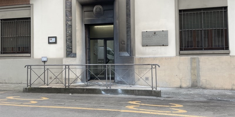 L’ingresso della Caserma dei Carabinieri