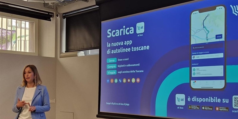 Una fase della presentazione della nuova App