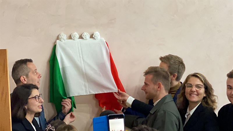 targa in memoria di Falcone, Borsellino, Morvillo e degli agenti della scorta in Sala consiliare di Reggello