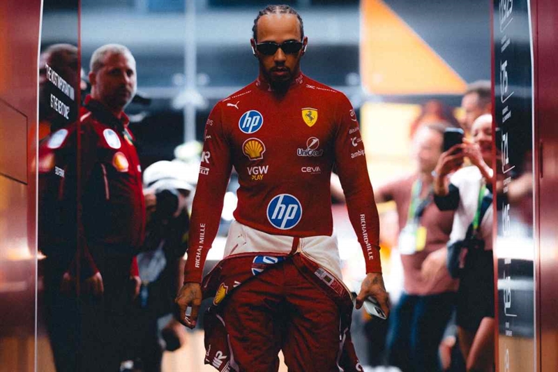 Hamilton, fiducia in vista del 2026 (www.okmugello.it - X Lewis Hamilton)