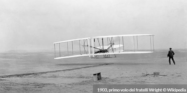 1903 - Primo volo dei fratelli Wright (121 anni fa)