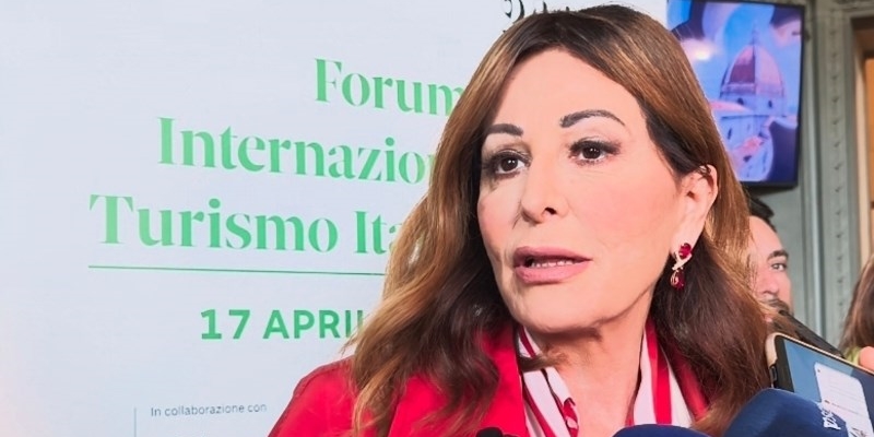 La Ministra Daniela Santachè