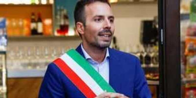 I sindaci "ribelli" della Piana che chiedono il parco e non gli aerei a sorvolarli