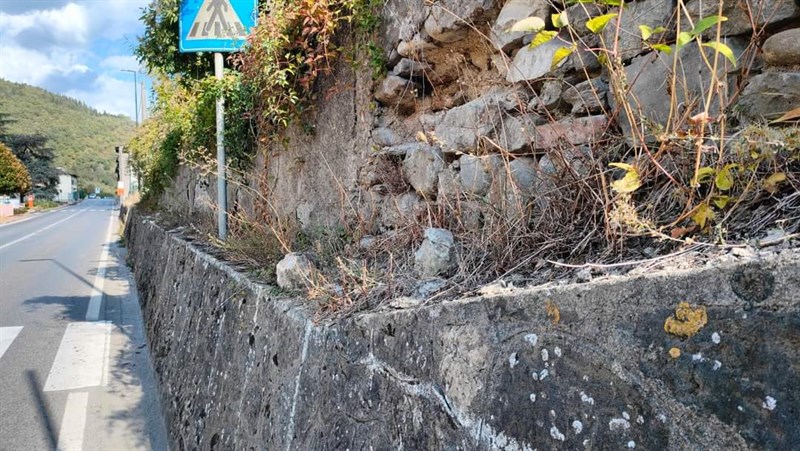 Strade di Scopeti, le foto denuncia di RufinaCheVerrà 