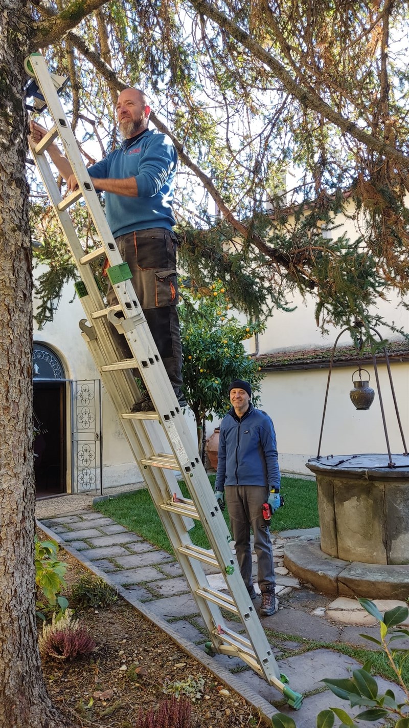 La preparazione del presepe vivente