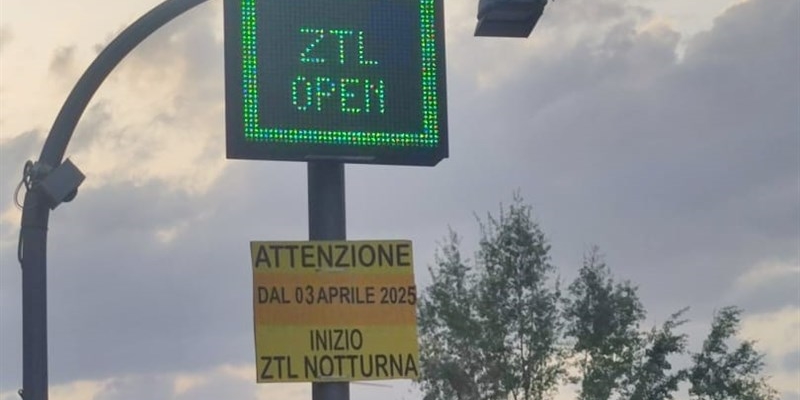 Cartelli indecorosi e poco chiari