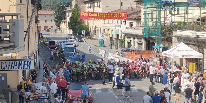 La partenza dal piazzale Curtatone e Montanara