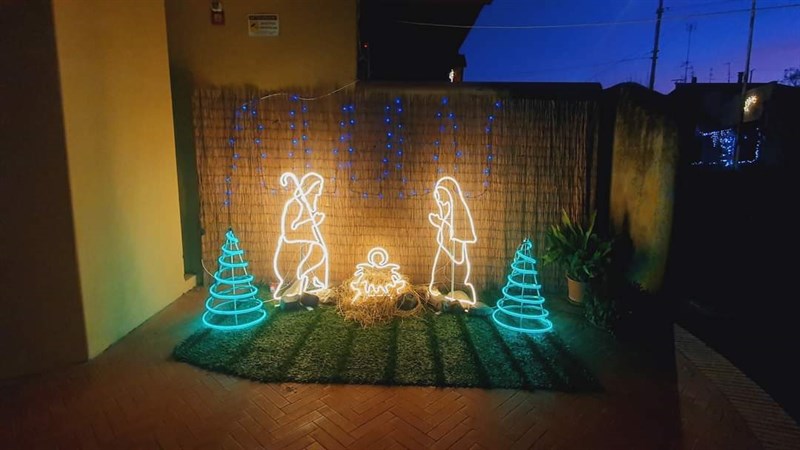 Illuminazione pin Montebonello per Natale