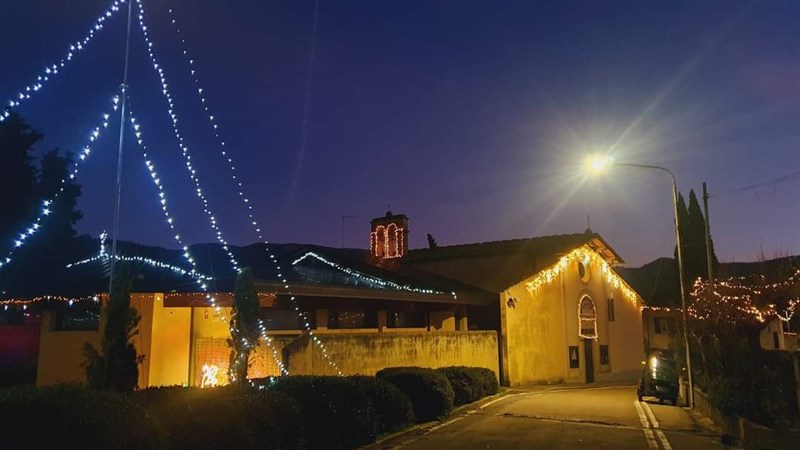 Illuminazione pin Montebonello per Natale