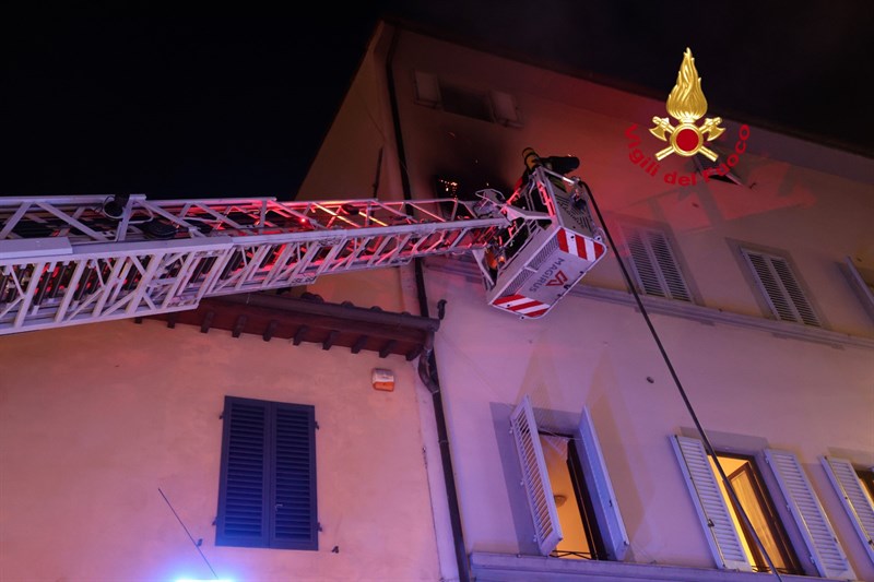 Vigili del Fuoco all'opera in via Baccio Bandinelli