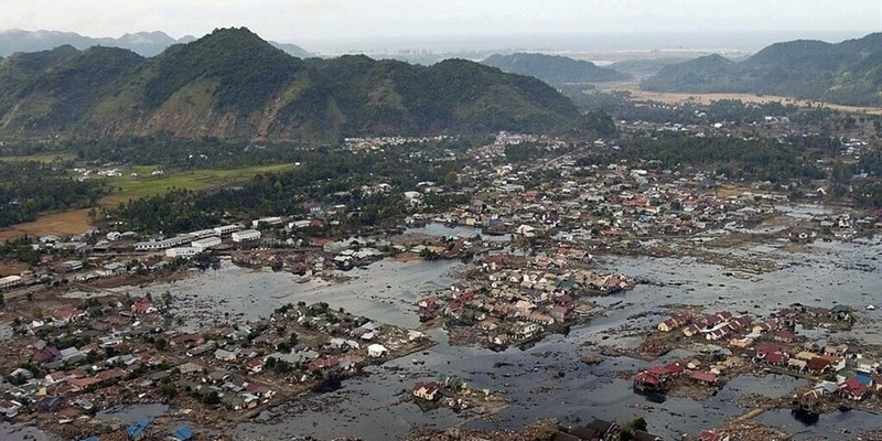 2004 - Lo tsunami che sconvolge il mondo (20 anni fa)