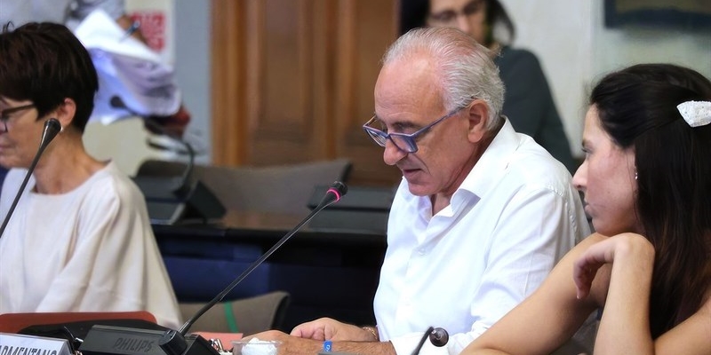 Il Consiglio metropolitano approva all’unanimità