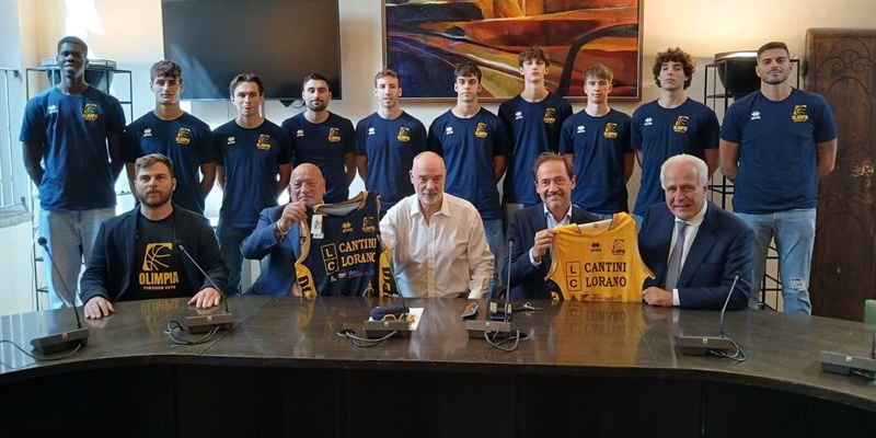 Presentata, a Palazzo Vecchio, la Cantini Lorano Olimpia Basket Firenze