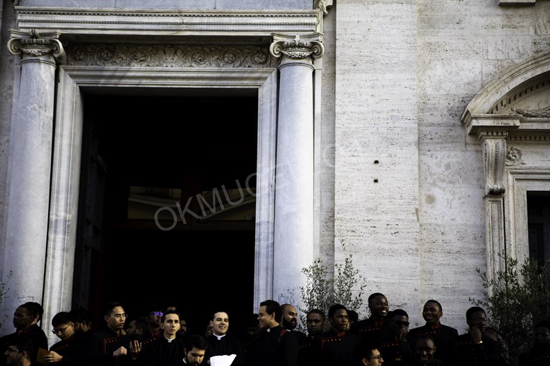 il dietro le quinte del funerale di Papa Frnacesco