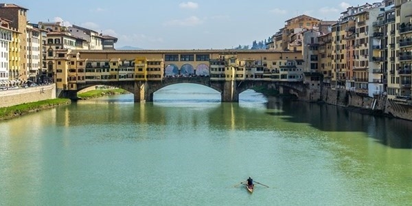 In auto sul Ponte Vecchio