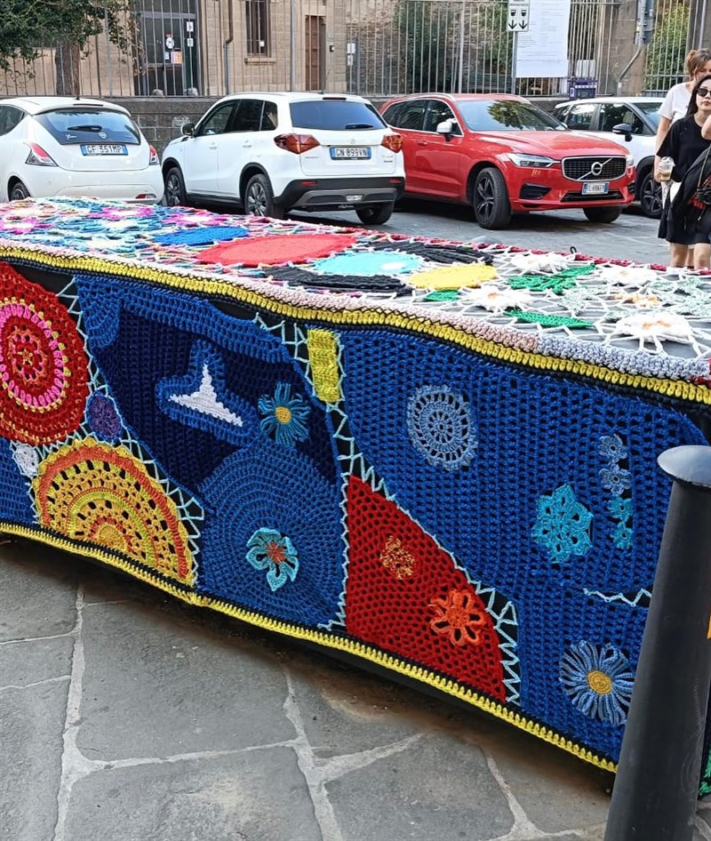 L'installazione di street arti di Vania Focardi