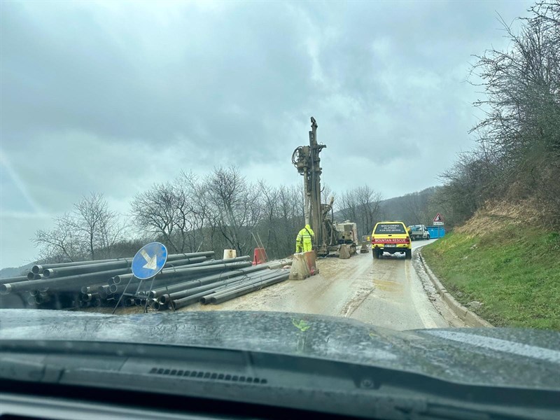 Discarica nascosta lungo il fiume Rovigo, consigliera Noferi in sopralluogo