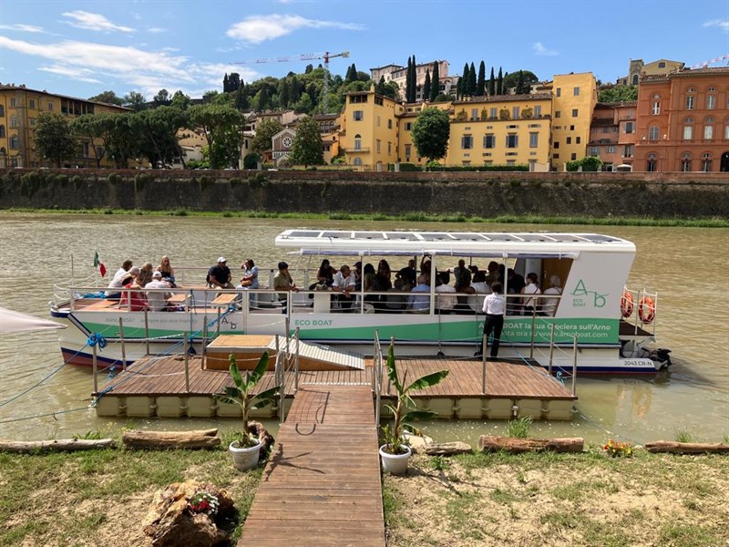 torna la minicrociera in Arno a Firenze