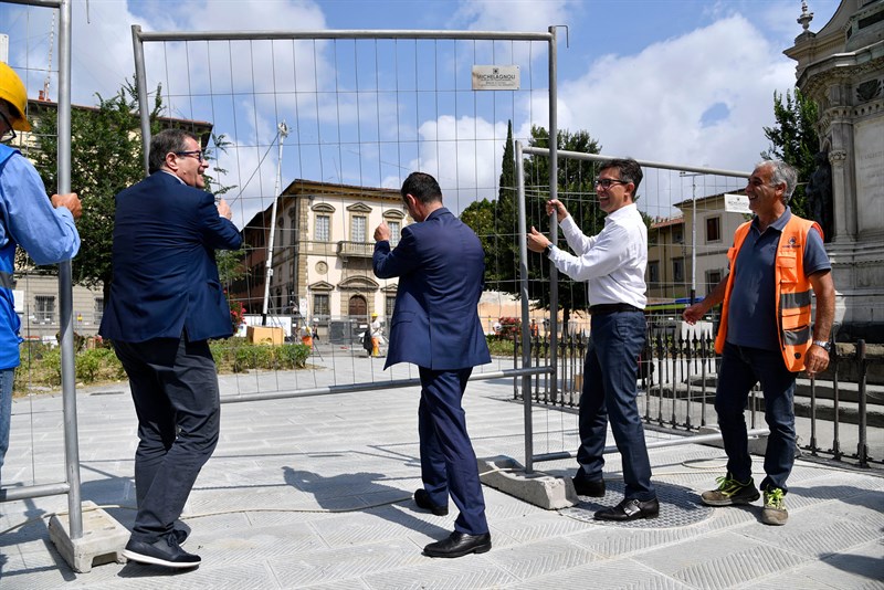 Il Sindaco e l'Assessore riaprono la piazza