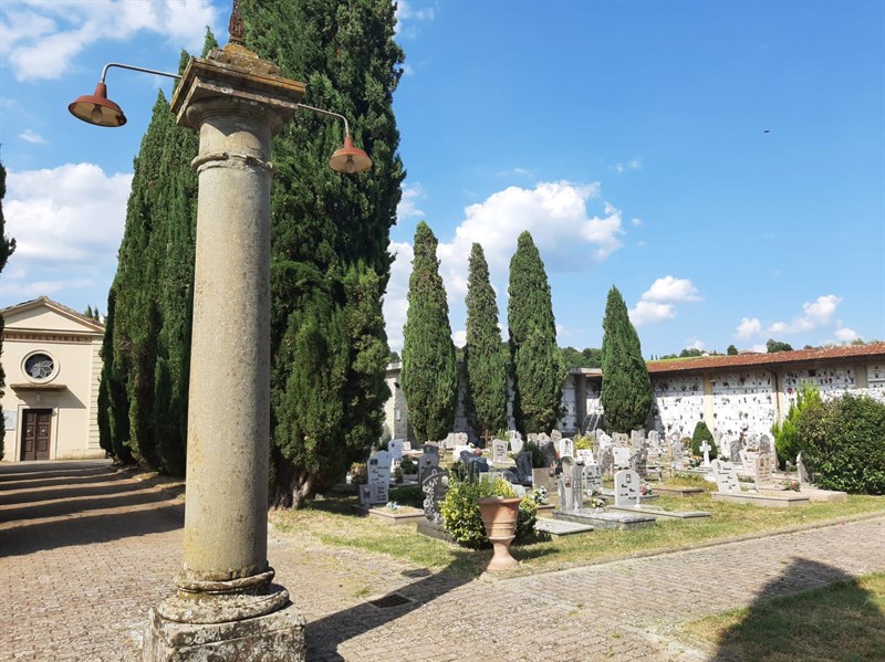 Il cimitero comunale di Borgo San Lorenzo