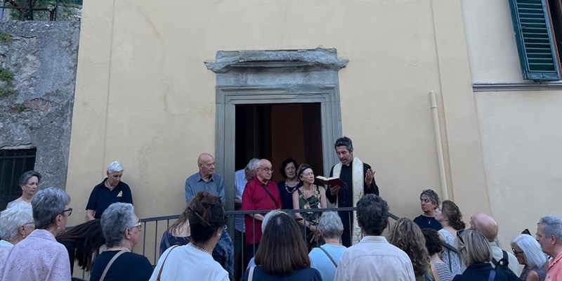 San Piero a Sieve riscopre un tesoro del '700: inaugurato il dipinto restaurato nella cappella mortuaria