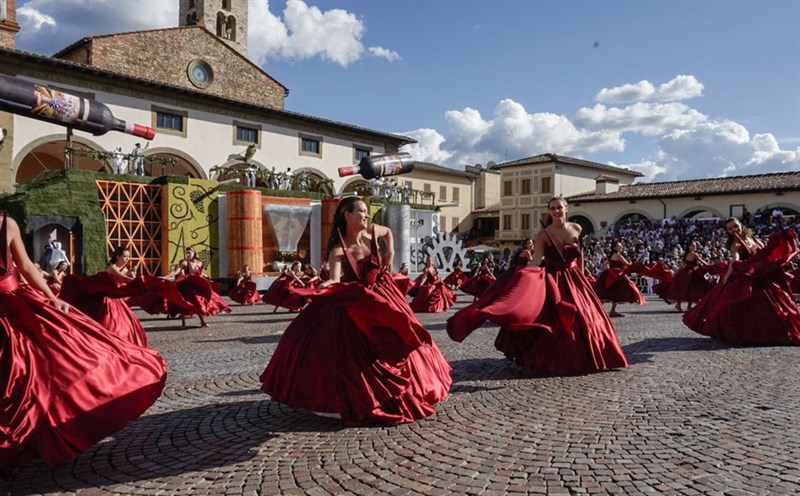 Lo spettacolo dei rioni