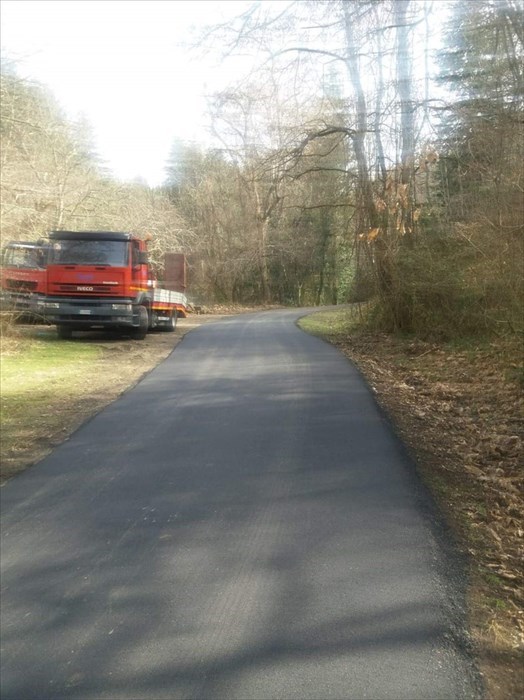 Lavori di asfaltatura nelle strade comunali di Rufina