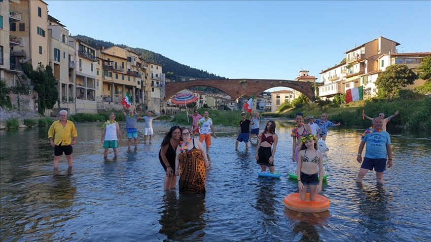 Sul set di "Allegria", il video girato a Pontassieve dai cittadini della Valdisieve
