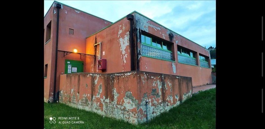 Le foto denuncia di un lettore per la situazione di degrado nella frazione di Montebonello