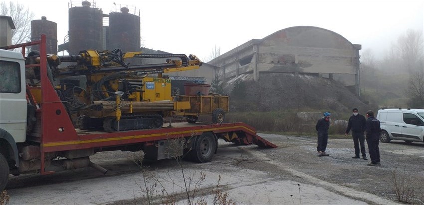 L'arrivo del Macchinario alla ex cava