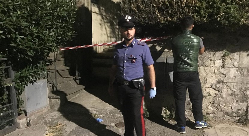 Sant'Agata. Carabinieri sulla scena del delitto